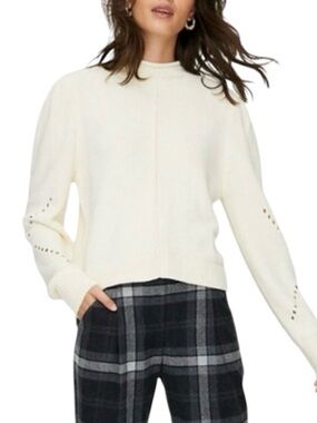 Aritzia Wilfred Ingrid Mockneck Cream Sweater